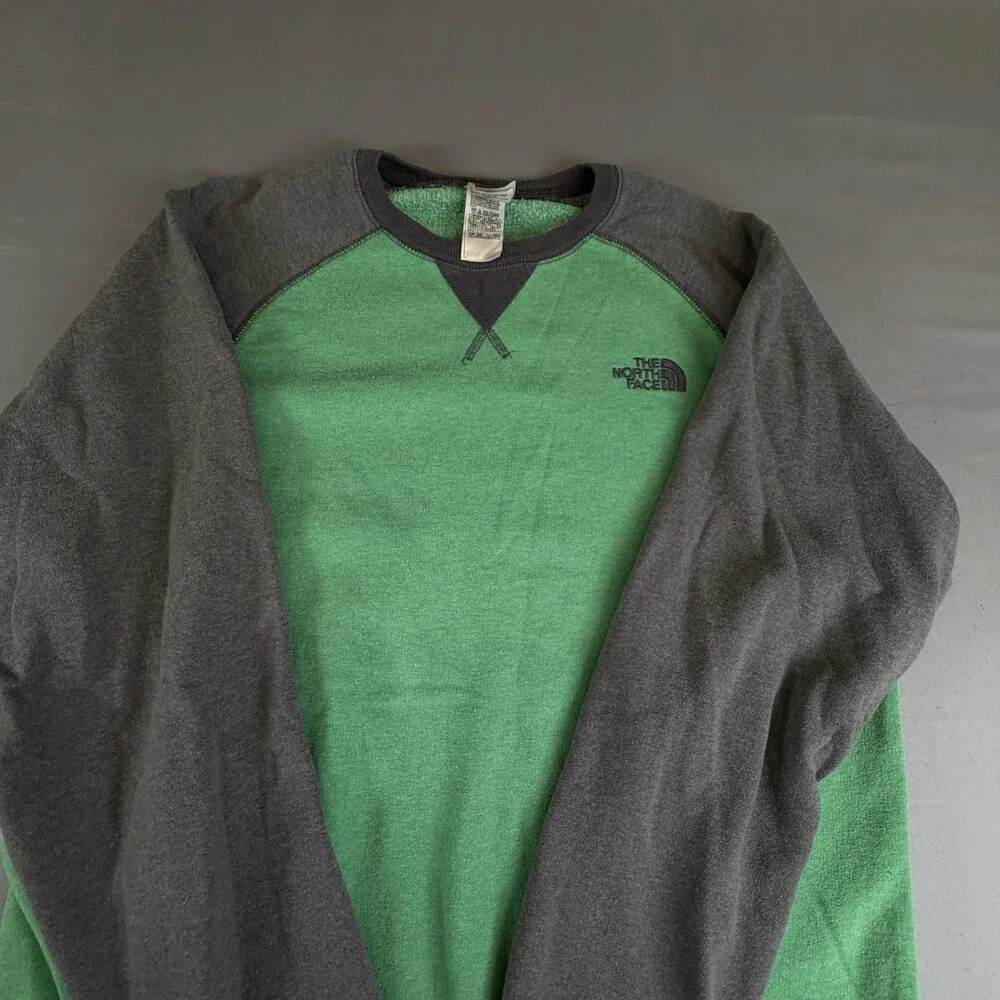 The North Face Sweatshirt Mens Medium Green Gray Fleece Crewneck Pullover Logo